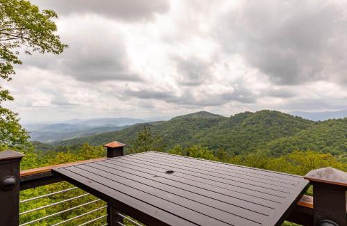 Apple Ridge House | Rockcliff Retreat