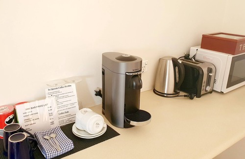 Rockhampton Hotel | Rockhampton Palms Motor Inn