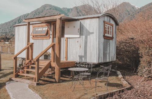 Fox Glacier House | Rocky Creek Shepherds Hut