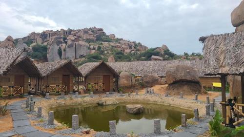 Kamalapur House | Rocky Meadows Resort Hampi