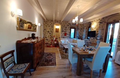 Trikolonoi Apartment | Rodanthe's Guest House