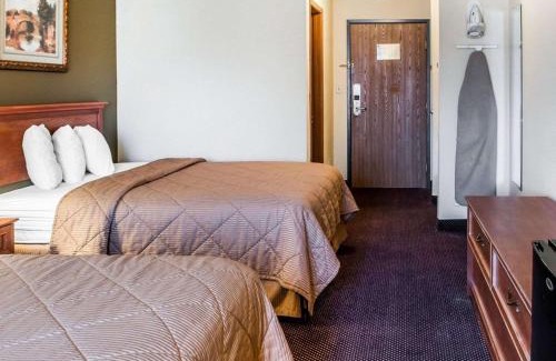 Espanola Hotel | Rodeway Inn Espanola