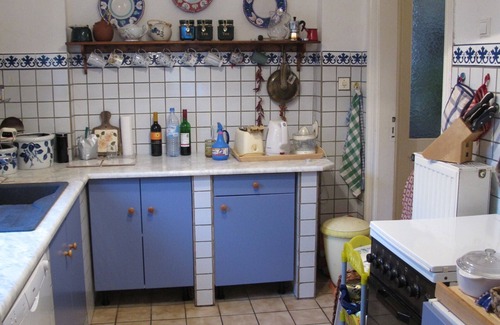 Weisser Hirsch Apartment | Romantic 5-room-apt. in historical villa, grand piano, terrace & garden, quiet