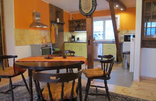 Liepe Condo | Romantic barn on the meadow path