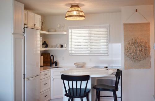 Courtenay Condo | Romantic Beachfront Condo With Stunning Views - Bella Vista Suite