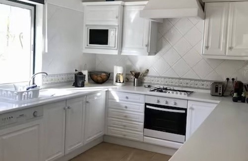 Estombar House | Romantic Luxury Apartment on the Golf Course 10 Minutes From Centre of Carvoeiro