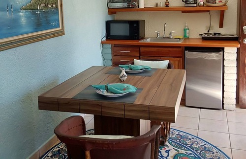 Villa Hermosa House | Romantic Villa Beach House