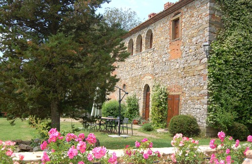 Bucine Villa | Romantic villa, Wi-Fi, pool, cooking lesson