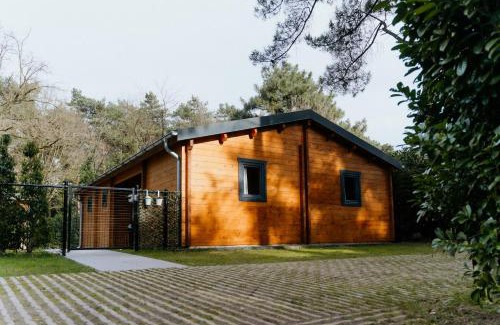 Langstraat House | Romantisch Wellness Boshuisje met Sauna & Hottub