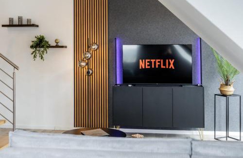 Rheda-Wiedenbruck Apartment | Roof-Suite 02 I Aufzug I BBQ I WiFi I Balkon I TV