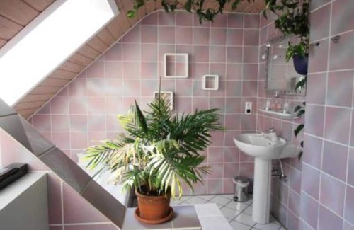 Tarp Apartment | Room 1 - Frank, Ingrid