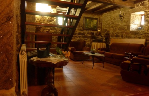 Orazo Bed & Breakfast | ROOM A - IN RURAL HOUSE