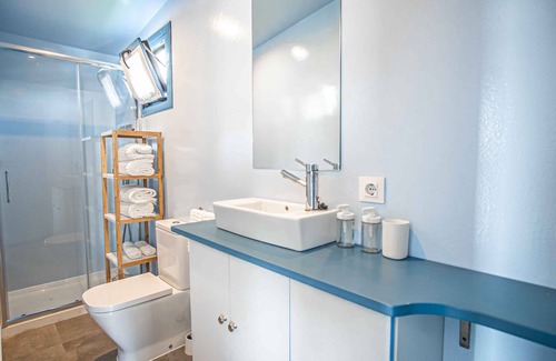 Camargo Boat Rental | Room-boat, Santander