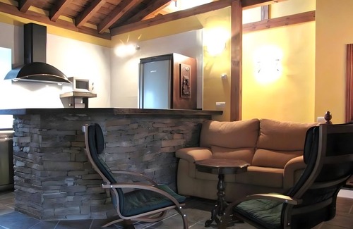 Almajano Apartment | Room 'Habitación Doble Molino' with Mountain View, Shared Terrace and Wi-Fi