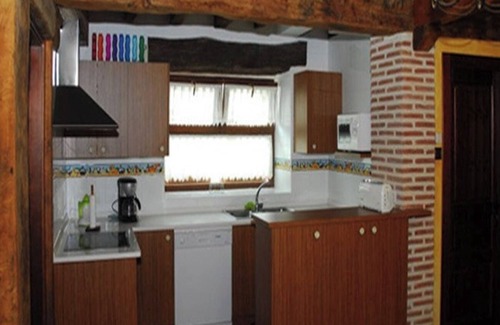 Agurain House | Room 'Habitacion Azul' with Shared Terrace, Shared Garden and Wi-Fi