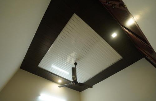 Haldwani House | Room in Haldwani with private Kitchen & Bath