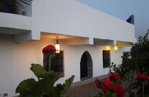 Sidi Ahmed Essayeh House | Room in villa Lair De La Mer
