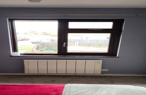 Yiewsley House | Room near Heathrow Airport