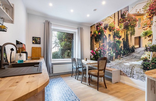 Cecilienkoog Apartment | Room 'Rauchquarz' with Shared Garden and Wi-Fi