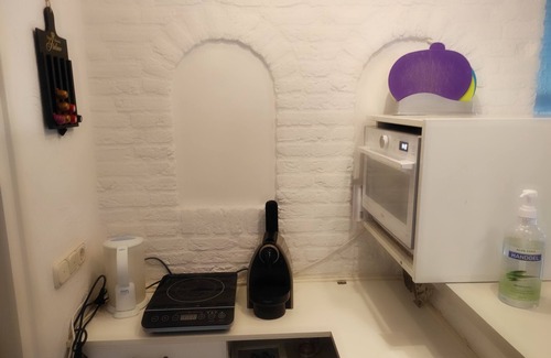 Blitterswijck House | Room-room to Rent With own Entrance, liv