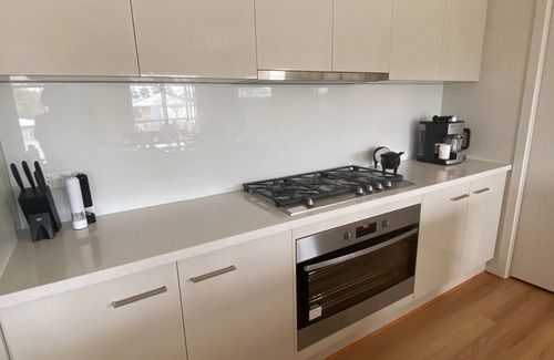 Normanville House | Room to relax in a perfect location with an easy walk to the beach and shops.