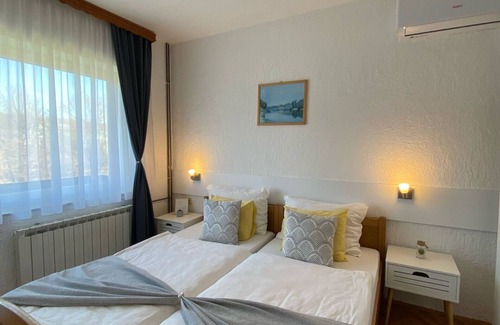 Grabovac House | Rooms M&N Zafran - Standard Twin 1