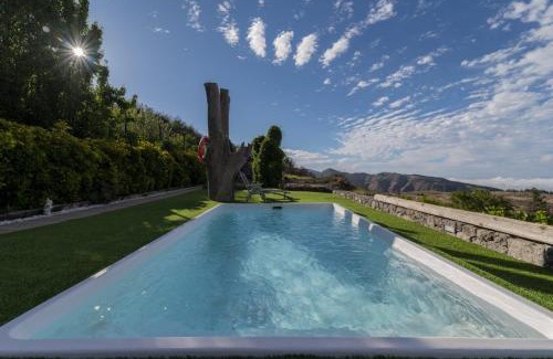 Vega de San Mateo Cabin | Roque nublo rural houses I