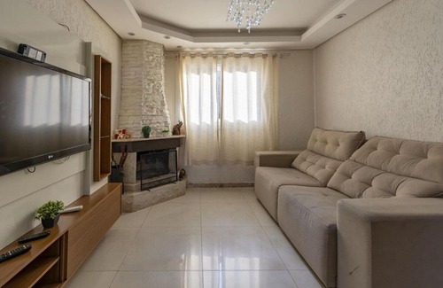 Floresta House | Rosa Casa Geminada Villa Mariana