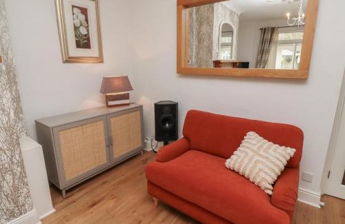 Morpeth House | Rose Briar Cottage