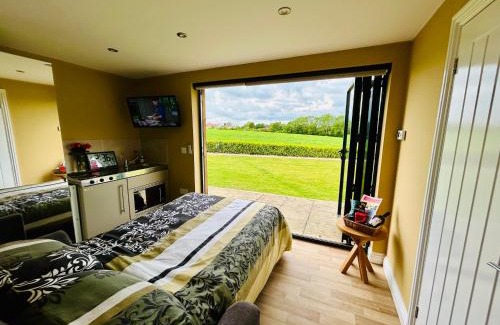 Bedford Cabin | Rose Garden lodge stunning views