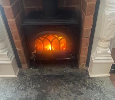 Dunolly House | Rose gold cottage