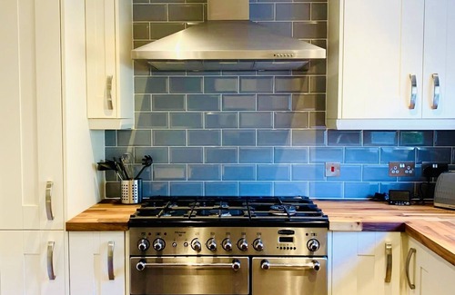 Murrayfield Apartment | Roseburn Edinburgh Beautiful 2 Bedroom Apartment