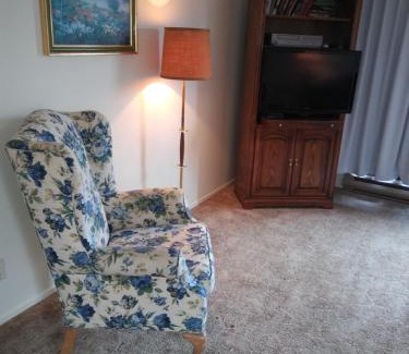 North Cowichan Apartment | Rosedale Manor