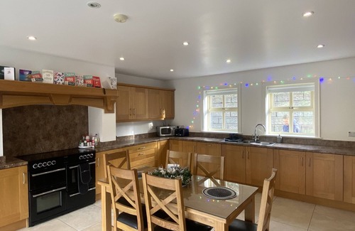 Newry House | Rostrevor Valley House -mountainside Hot Tub View