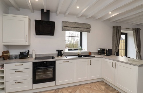 Bellingham House | ROWAN BARN, family friendly, country holiday cottage in Bellingham