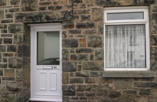 Builth Wells House | Rowan Cottage