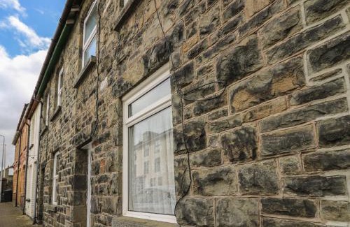 Builth Wells House | Rowan Cottage