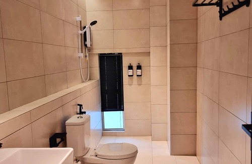 Kuching Hotel | ROXY HOTEL MALIHAH