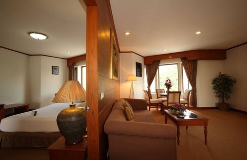 Khlong Kra Saeng Hotel | Royal Diamond Hotel