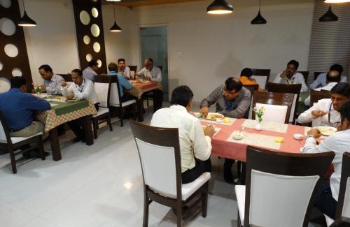 Chittorgarh Hotel | Royal Hopp-Inn Chittorgard