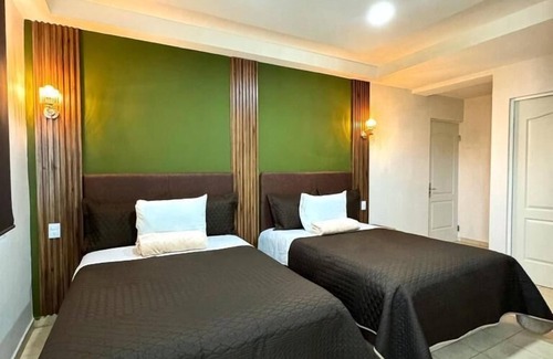 Tampico Hotel | Royal Madero Inn Express