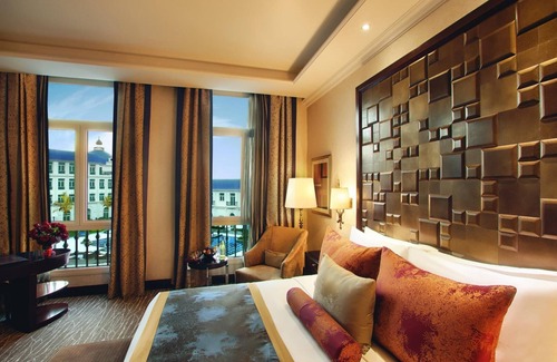 New Cairo Hotel | Royal Maxim Palace Kempinski Cairo