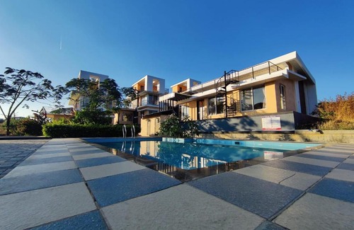 Igatpuri Villa | ROYAL MEADOWS IGATPURI 2BHK POOLSIDE VILLA