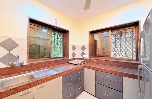 Aarey Colony Villa | Royal Palms 8BHK Luxury Spacez Villa Surrounded by Lush Green Gardens