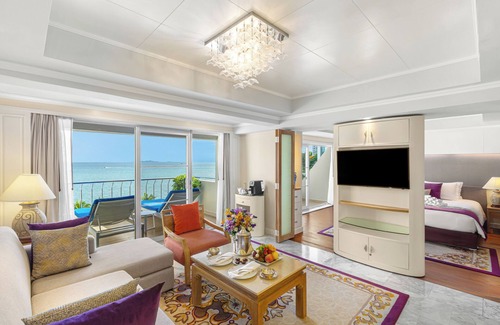 Pratumnak Hill Resort | Royal Wing Suites & Spa Pattaya