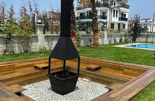 Cinarcik Hotel | Royalova Hotel