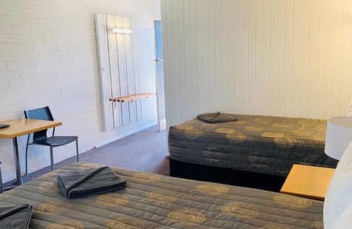 Thornton Hotel | Rubicon Hotel Motel