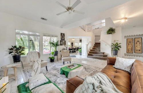 Raisin House | Rudraksha-Luxurious 5 BR House, Prime Location, Shopping, Dining, Medical, Education, Tourist Attractions