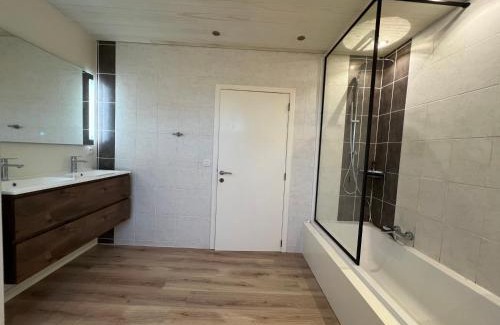 Ieper Apartment | Ruim app. met grote garage