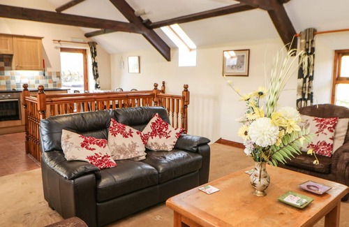 Appleby-in-Westmorland Cottage | RUM BUSH COTTAGE, pet friendly, character holiday cottage in Dufton